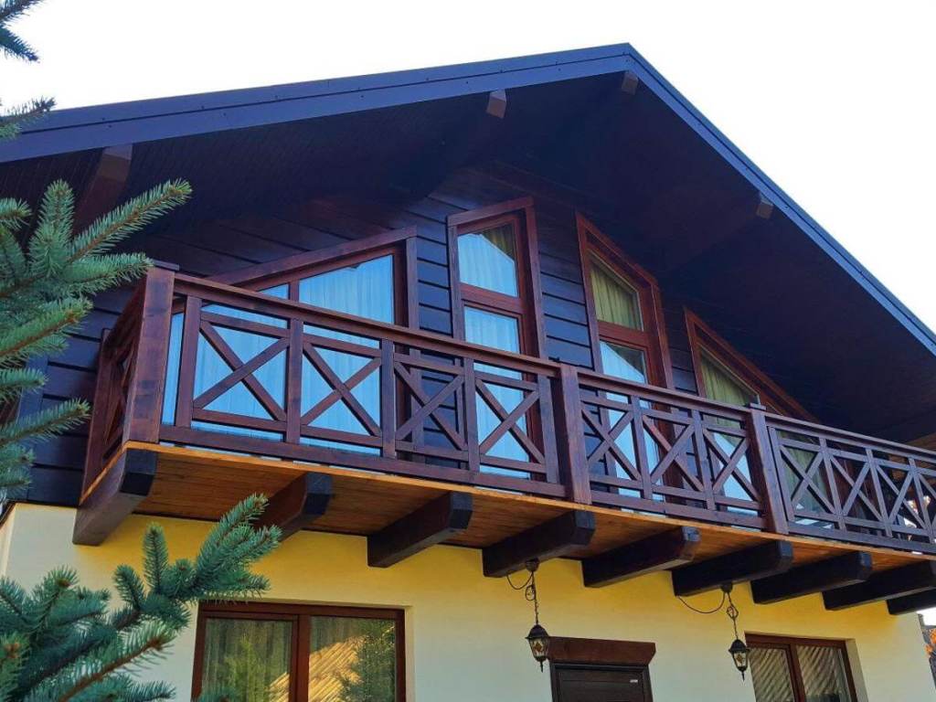 Статья Как сделать гидроизоляцию балкона в деревянном доме?